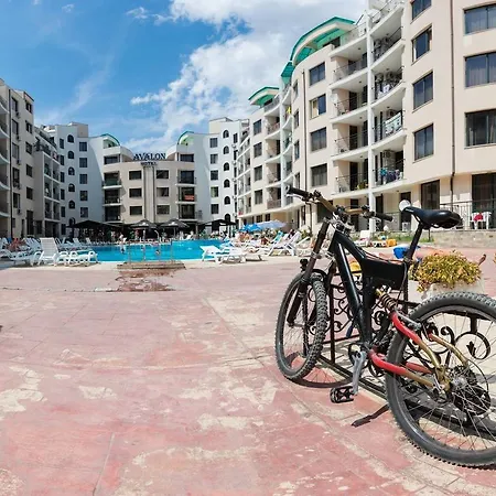 ❤studio With Kitchen & Balcony Pool View ❤cg❤ サニービーチ