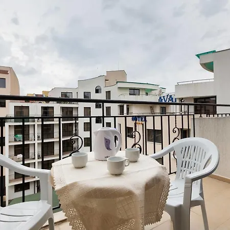 ❤studio With Kitchen & Balcony Pool View ❤cg❤ アパート